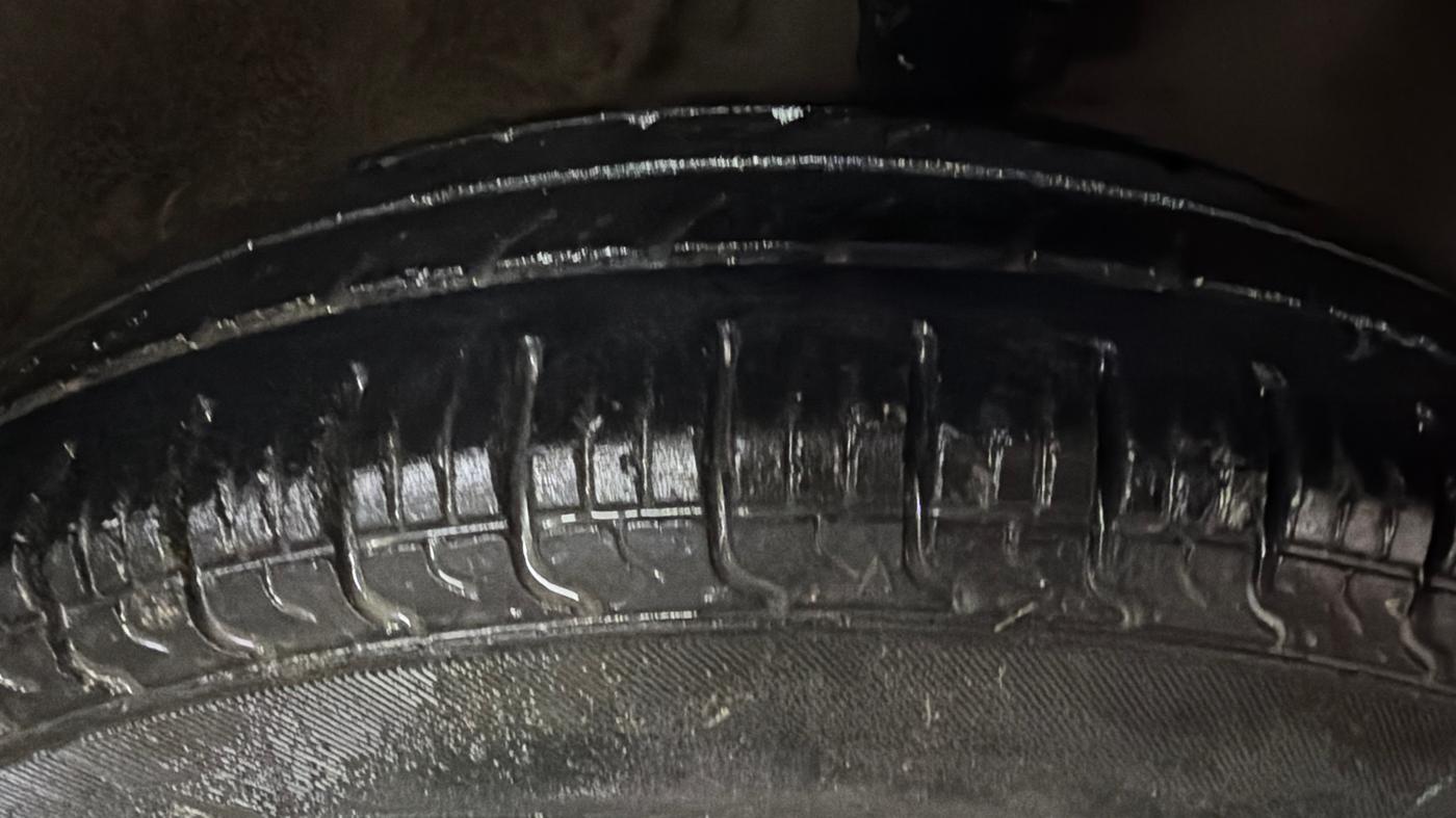 2016 Maruti Alto 800 LXI, Petrol, Manual, 69,830 km, Right Front Tyre Tread