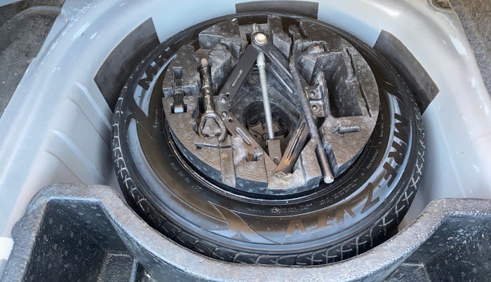 2020 Skoda Rapid 1.0 AMBITION TSI MT, Petrol, Manual, 79,811 km, Spare Tyre