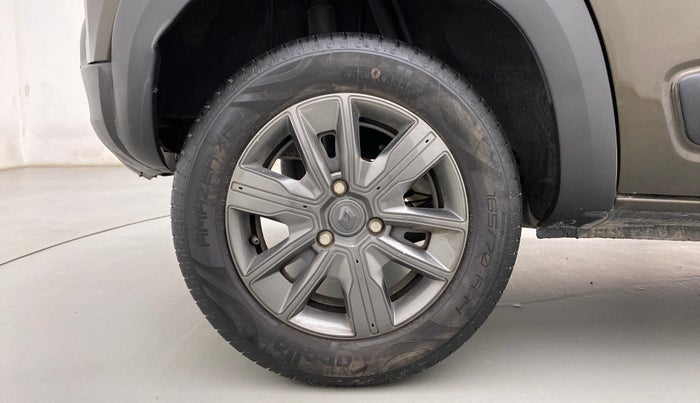 2020 Renault Kwid CLIMBER 1.0 AMT (O), Petrol, Automatic, 9,819 km, Right Rear Wheel
