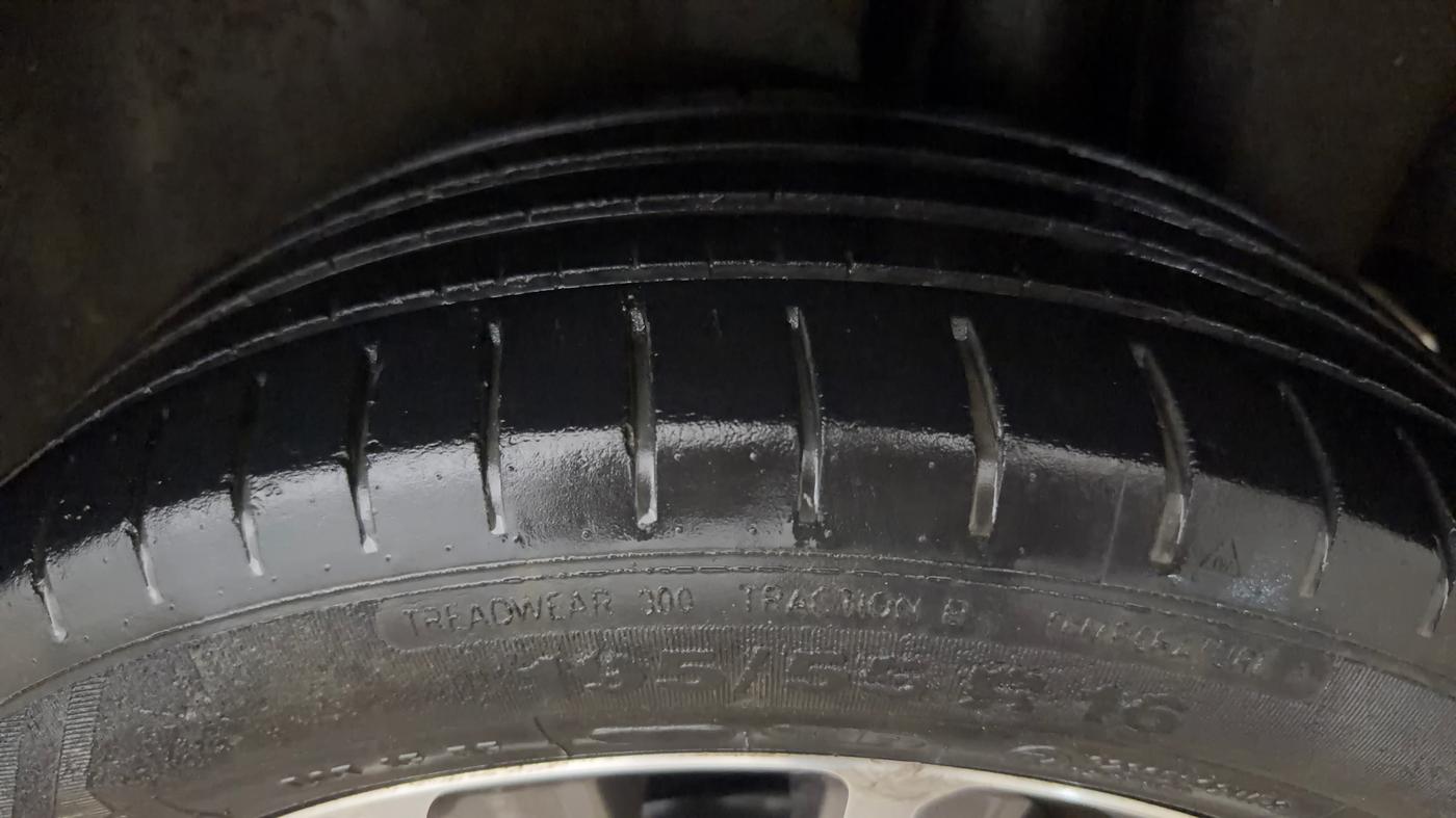 2019 Maruti Ciaz ALPHA 1.5 SHVS PETROL, Petrol, Manual, 78,516 km, Left Rear Tyre Tread