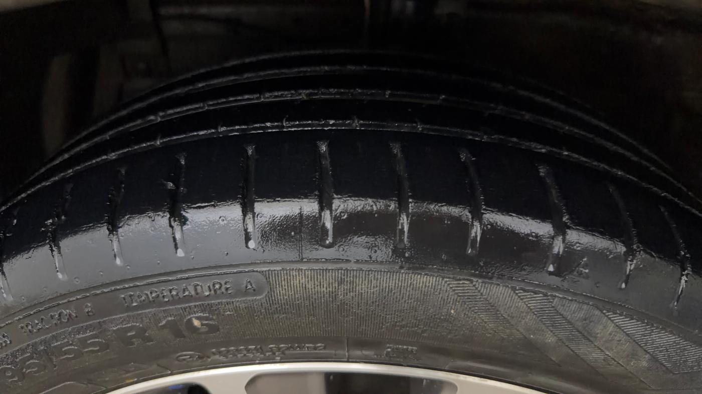 2019 Maruti Ciaz ALPHA 1.5 SHVS PETROL, Petrol, Manual, 78,516 km, Left Front Tyre Tread