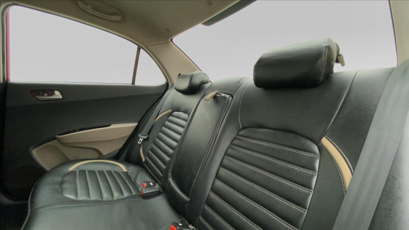 2014 Hyundai Xcent SX 1.2, Petrol, Manual, 1,09,004 km, Right Side Rear Door Cabin