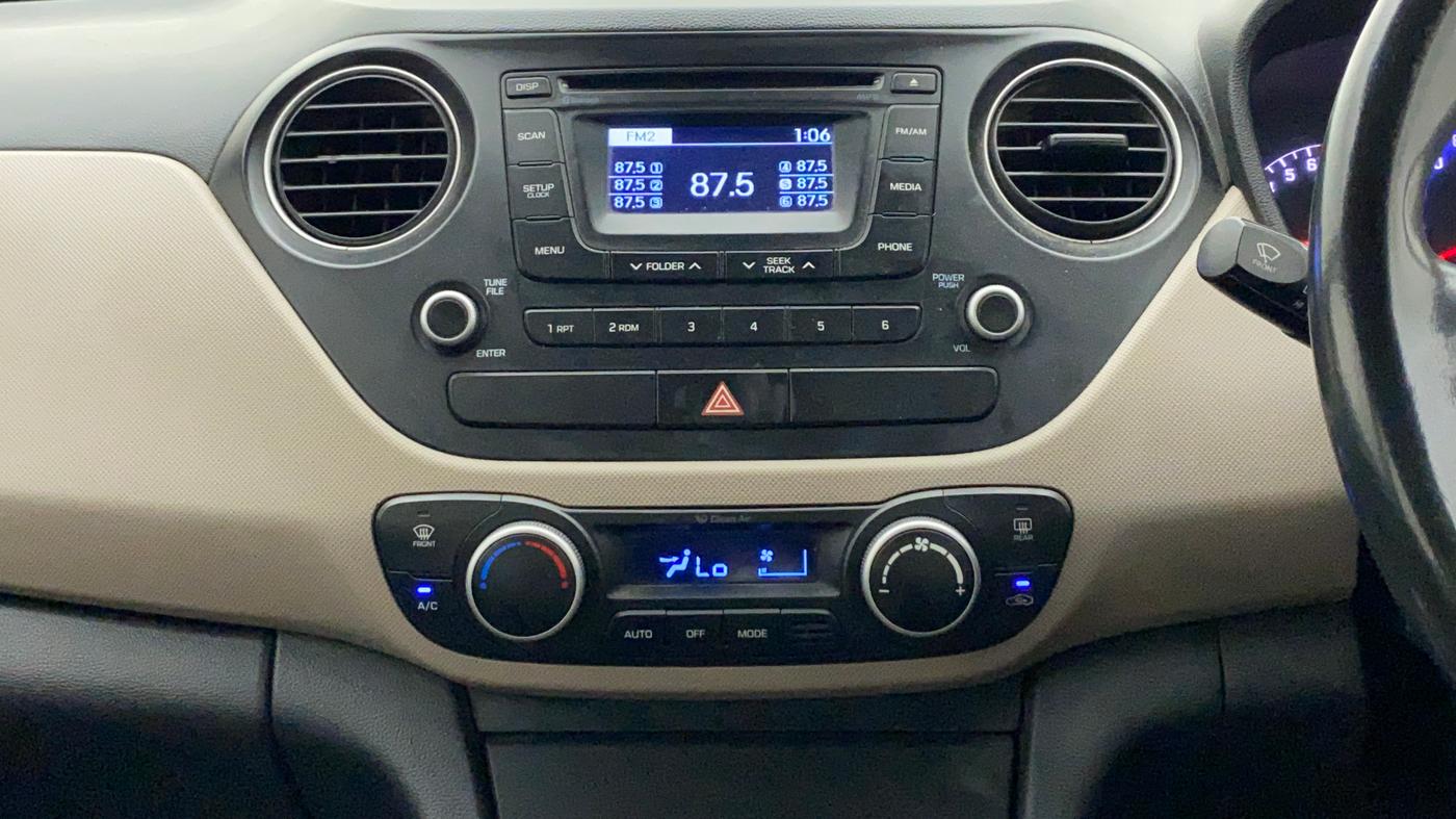 2014 Hyundai Xcent SX 1.2, Petrol, Manual, 1,09,004 km, Air Conditioner