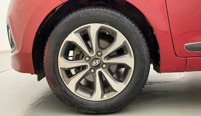 2014 Hyundai Xcent SX 1.2, Petrol, Manual, 1,09,004 km, Left Front Wheel