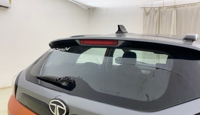 2019 Tata NEXON XZA PLUS PETROL DUAL TONE, Petrol, Automatic, 62,088 km, Rear Wiper