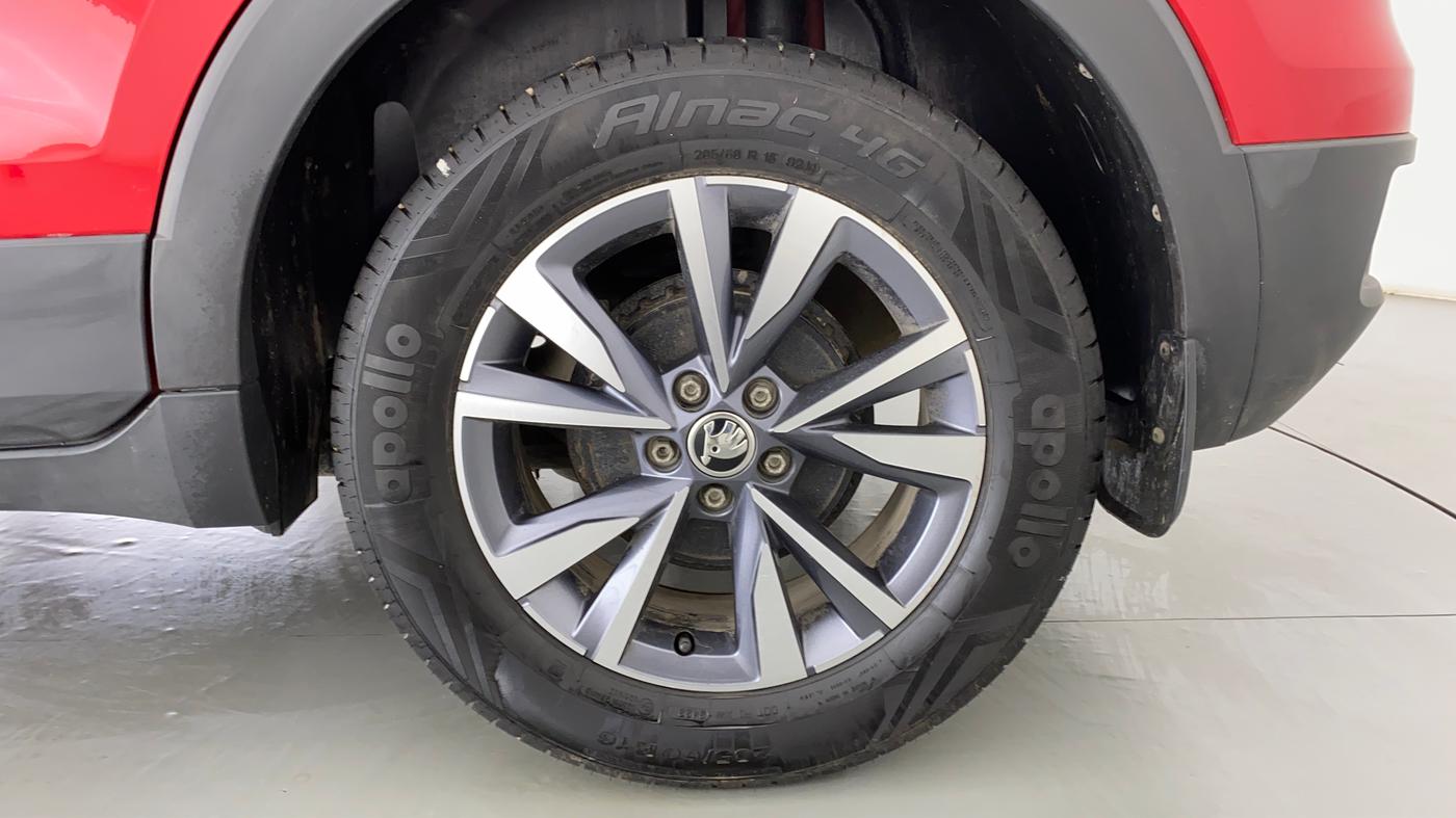 2022 Skoda KUSHAQ ACTIVE 1.0 TSI MT, Petrol, Manual, 13,624 km, Left Rear Wheel