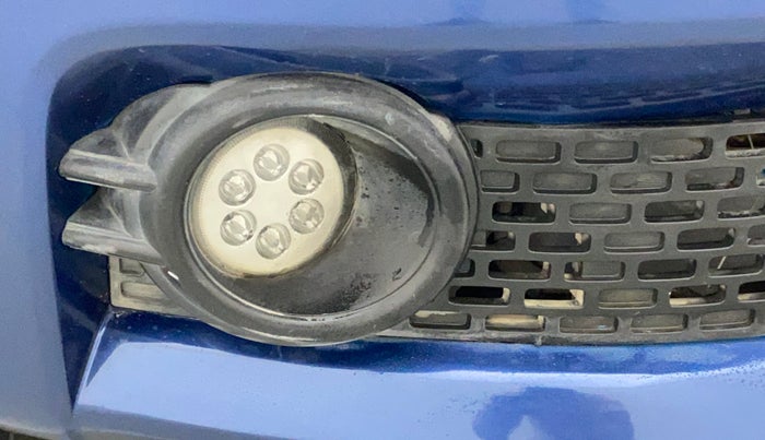 2018 Maruti IGNIS DELTA 1.2 AMT, CNG, Automatic, 55,324 km, Right fog light - Not working