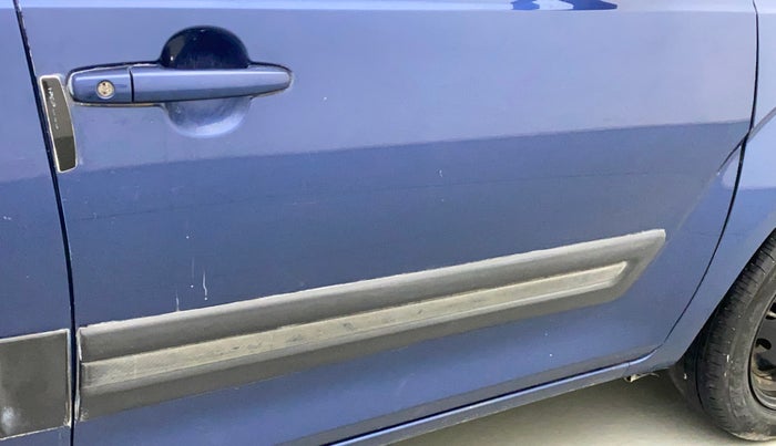 2018 Maruti IGNIS DELTA 1.2 AMT, CNG, Automatic, 55,324 km, Driver-side door - Minor scratches