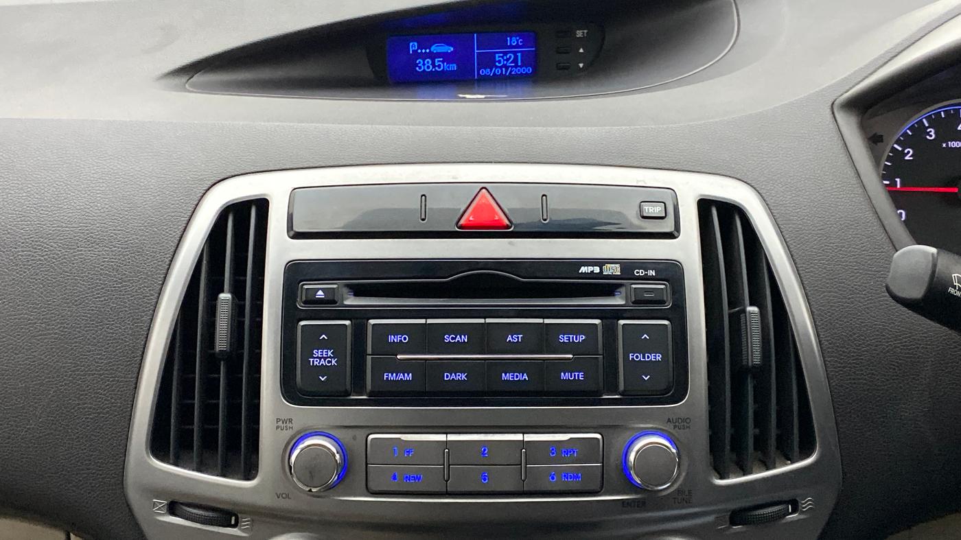 2014 Hyundai i20 MAGNA O 1.2, Petrol, Manual, 52,661 km, Infotainment System