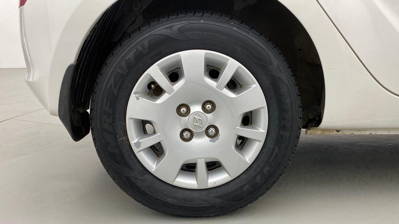 2014 Hyundai i20 MAGNA O 1.2, Petrol, Manual, 52,661 km, Right Rear Wheel