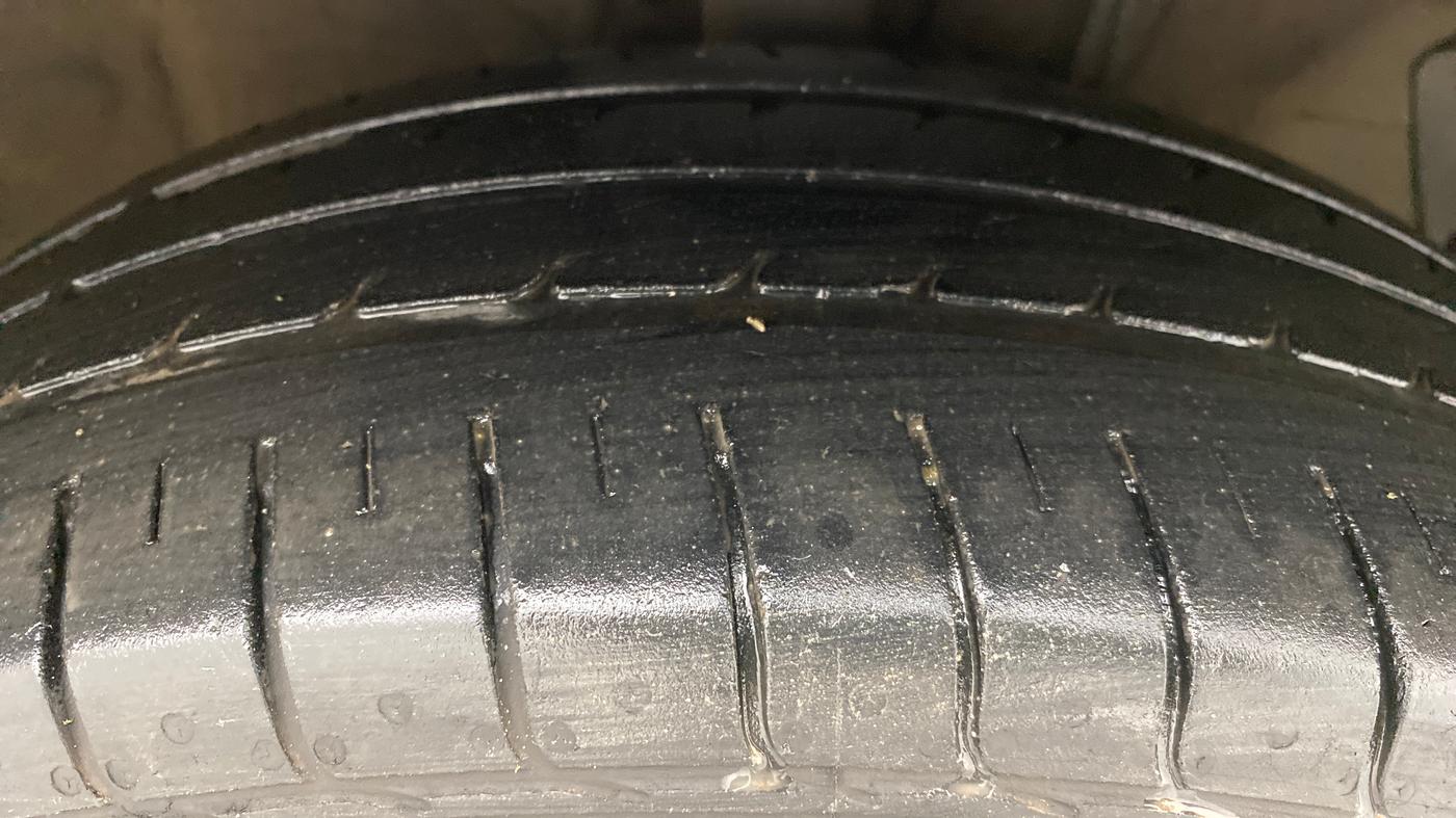 2014 Hyundai i20 MAGNA O 1.2, Petrol, Manual, 52,661 km, Right Front Tyre Tread