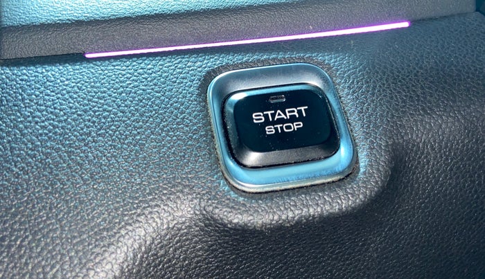 2023 MG HECTOR SHARP PRO 1.5 PETROL TURBO CVT PETROL, Petrol, Automatic, 35,895 km, Keyless Start/ Stop Button