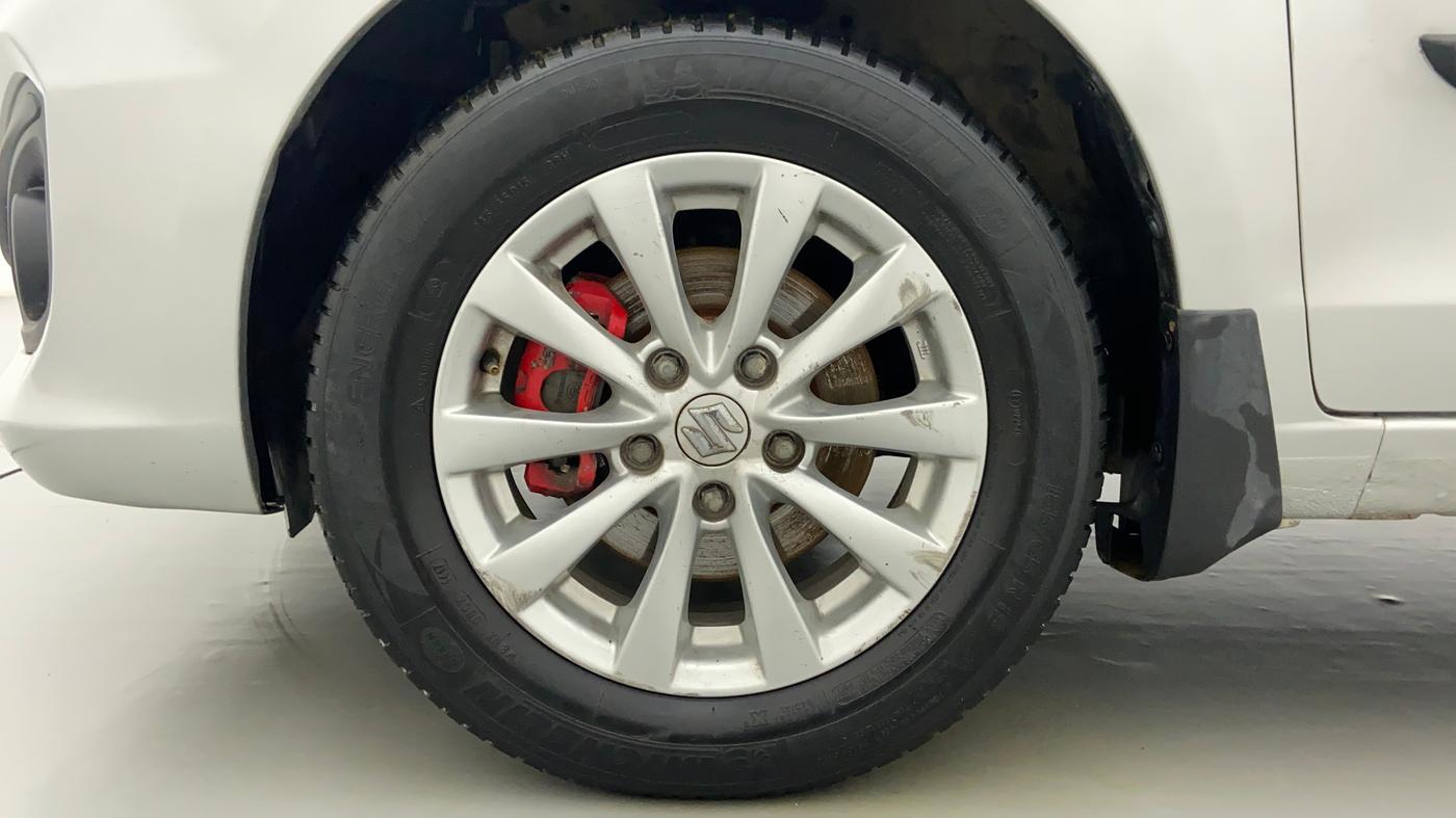 2014 Maruti Ertiga ZDI, Diesel, Manual, 93,611 km, Left Front Wheel