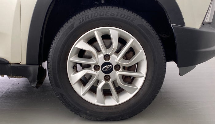 2016 Mahindra Kuv100 K8 D 6 STR, Diesel, Manual, 53,681 km, Right Front Wheel