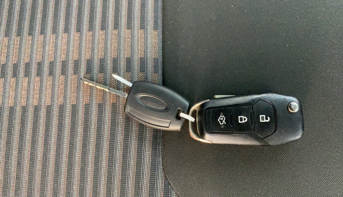 2018 Ford FREESTYLE TREND 1.2 PETROL, Petrol, Manual, 62,645 km, Key Close Up