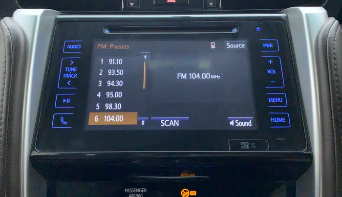 2017 Toyota Fortuner 2.8 4X2 AT, Diesel, Automatic, 1,16,742 km, Infotainment System