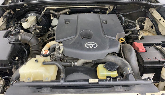 2017 Toyota Fortuner 2.8 4X2 AT, Diesel, Automatic, 1,16,742 km, Open Bonet