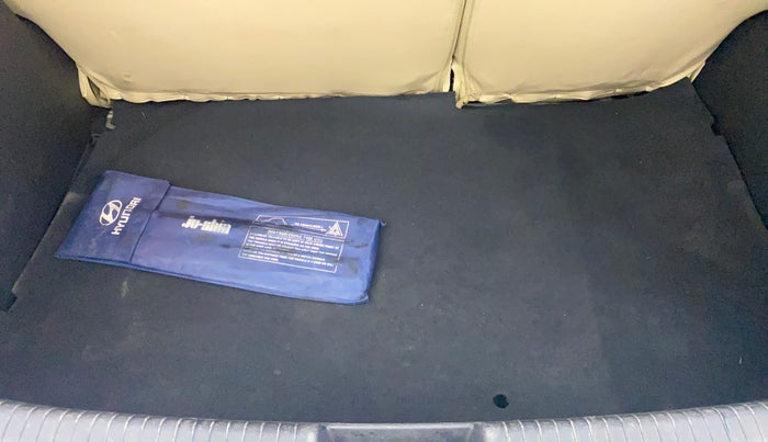 2013 Hyundai i20 SPORTZ 1.2, Petrol, Manual, 50,813 km, Boot Inside