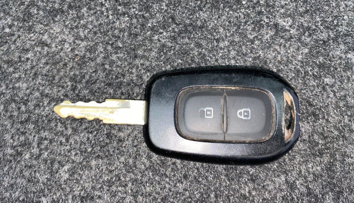 2016 Renault Kwid RXT 0.8, Petrol, Manual, 86,900 km, Key Close Up