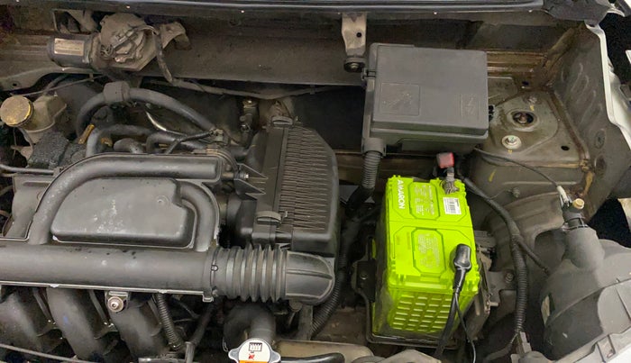 2016 Renault Kwid RXT 0.8, Petrol, Manual, 86,900 km, Engine View - Left