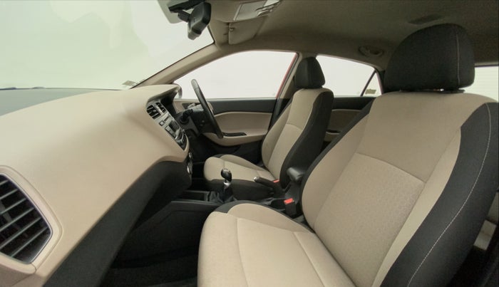 2014 Hyundai Elite i20 SPORTZ 1.2, Petrol, Manual, 63,026 km, Right Side Front Door Cabin