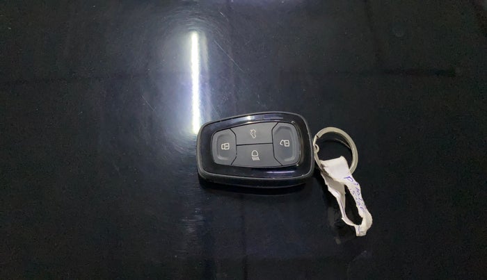 2023 Tata NEXON XZA PLUS PETROL DARK EDITION, Petrol, Automatic, 34,045 km, Key Close Up