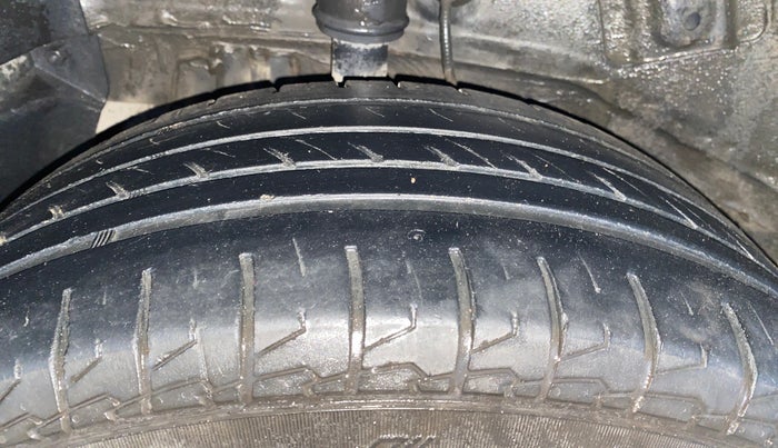 2023 Tata NEXON XZA PLUS PETROL DARK EDITION, Petrol, Automatic, 34,045 km, Right Rear Tyre Tread