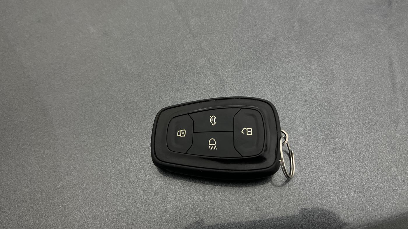 2022 Tata TIGOR XZA PLUS PETROL, Petrol, Automatic, 40,880 km, Key Close Up