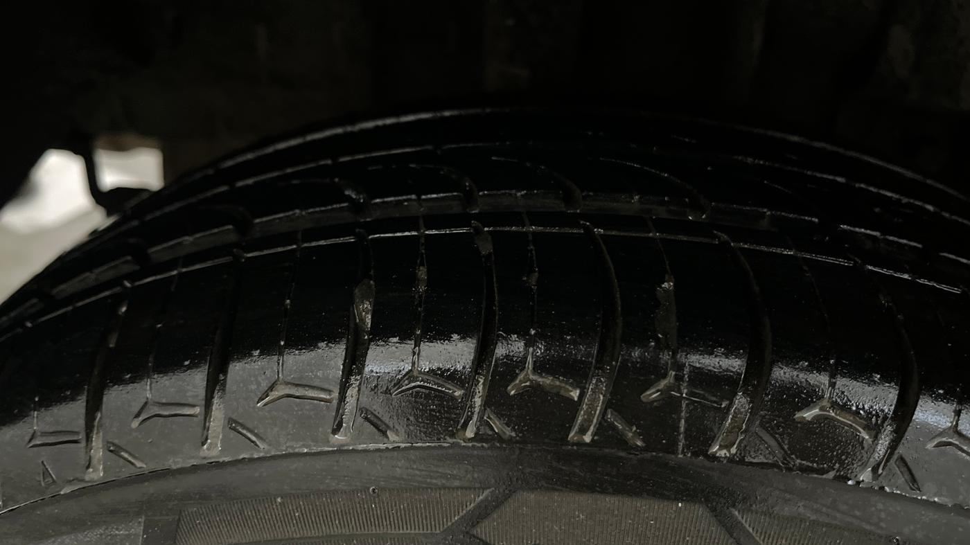 2022 Tata TIGOR XZA PLUS PETROL, Petrol, Automatic, 40,880 km, Right Rear Tyre Tread