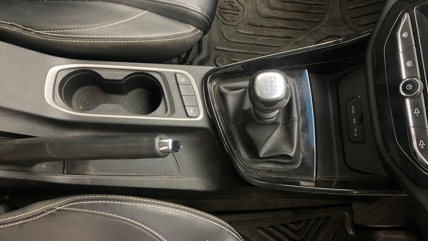 2020 MG HECTOR SMART HYBRID 1.5 PETROL, Petrol, Manual, 89,183 km, Gear Lever
