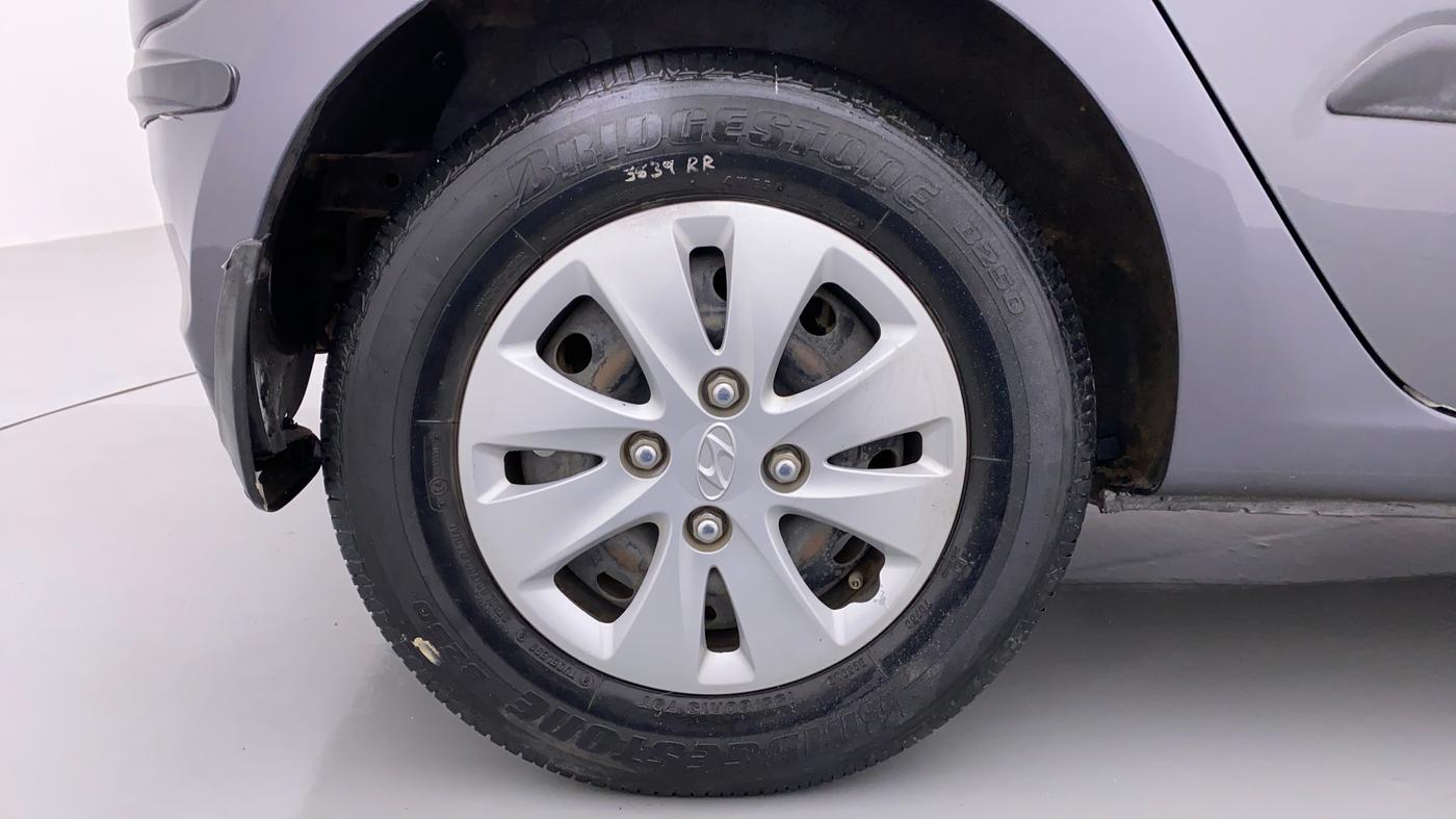 2013 Hyundai i10 MAGNA 1.2 KAPPA2, Petrol, Manual, 34,721 km, Right Rear Wheel