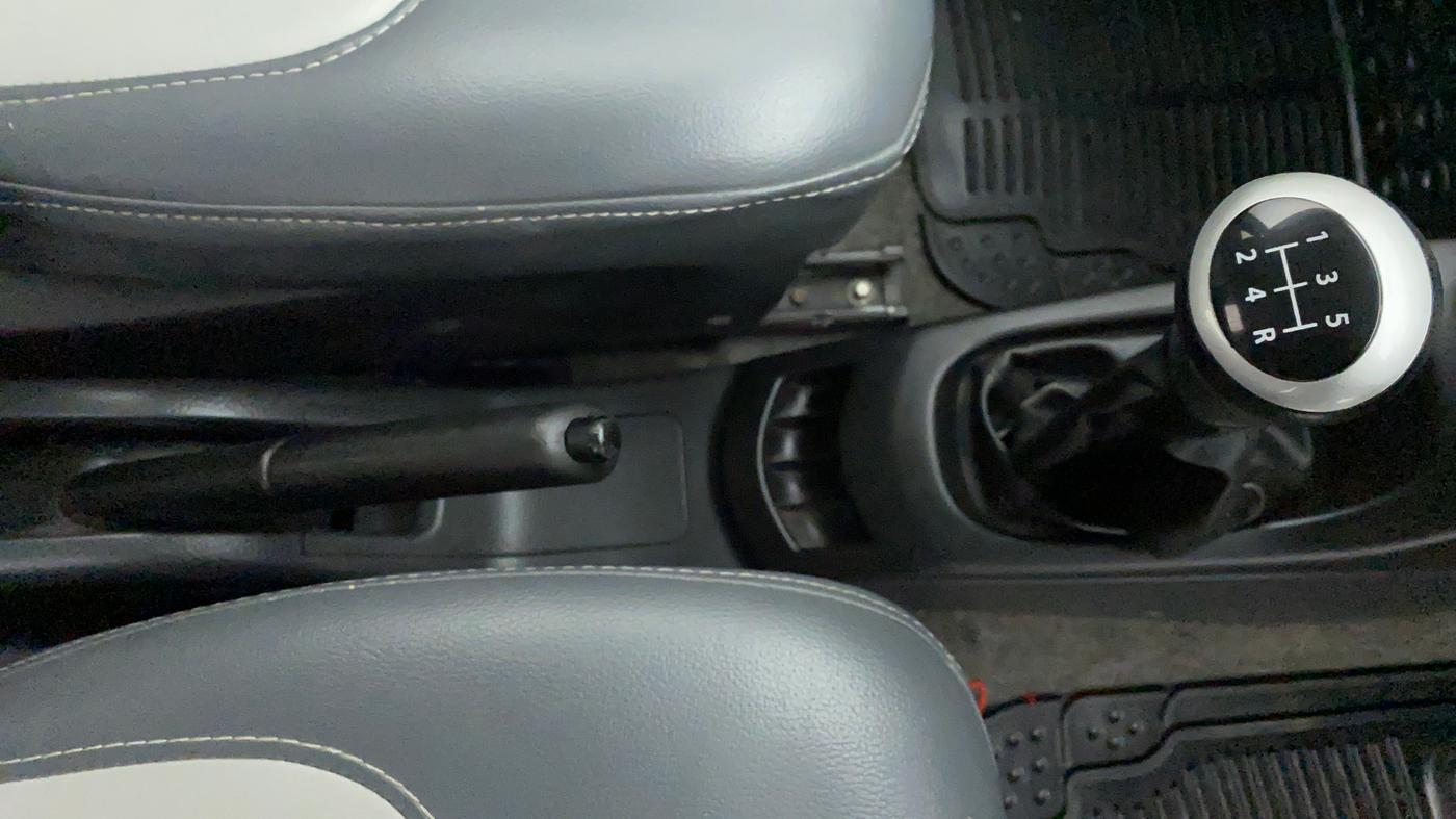 2010 Maruti Wagon R 1.0 LXI, Petrol, Manual, 20,279 km, Gear Lever