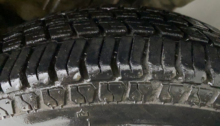 2010 Maruti Wagon R 1.0 LXI, Petrol, Manual, 20,279 km, Left Rear Tyre Tread