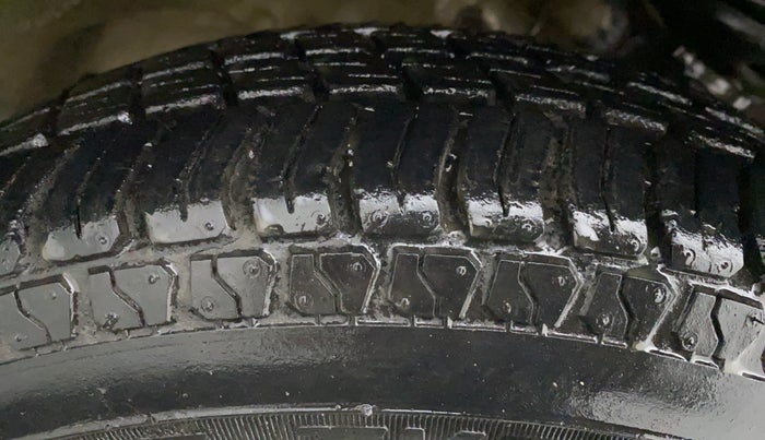 2010 Maruti Wagon R 1.0 LXI, Petrol, Manual, 20,279 km, Right Rear Tyre Tread