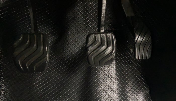 2021 Nissan MAGNITE XE, Petrol, Manual, 23,376 km, Pedals