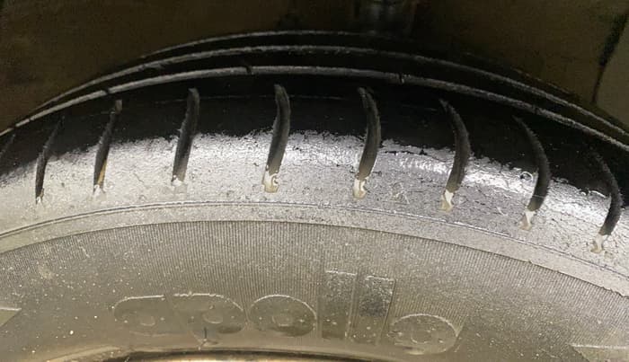 2017 Hyundai Xcent E, Petrol, Manual, 78,562 km, Right Front Tyre Tread