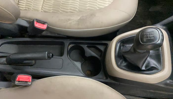 2017 Hyundai Xcent E, Petrol, Manual, 78,562 km, Gear Lever