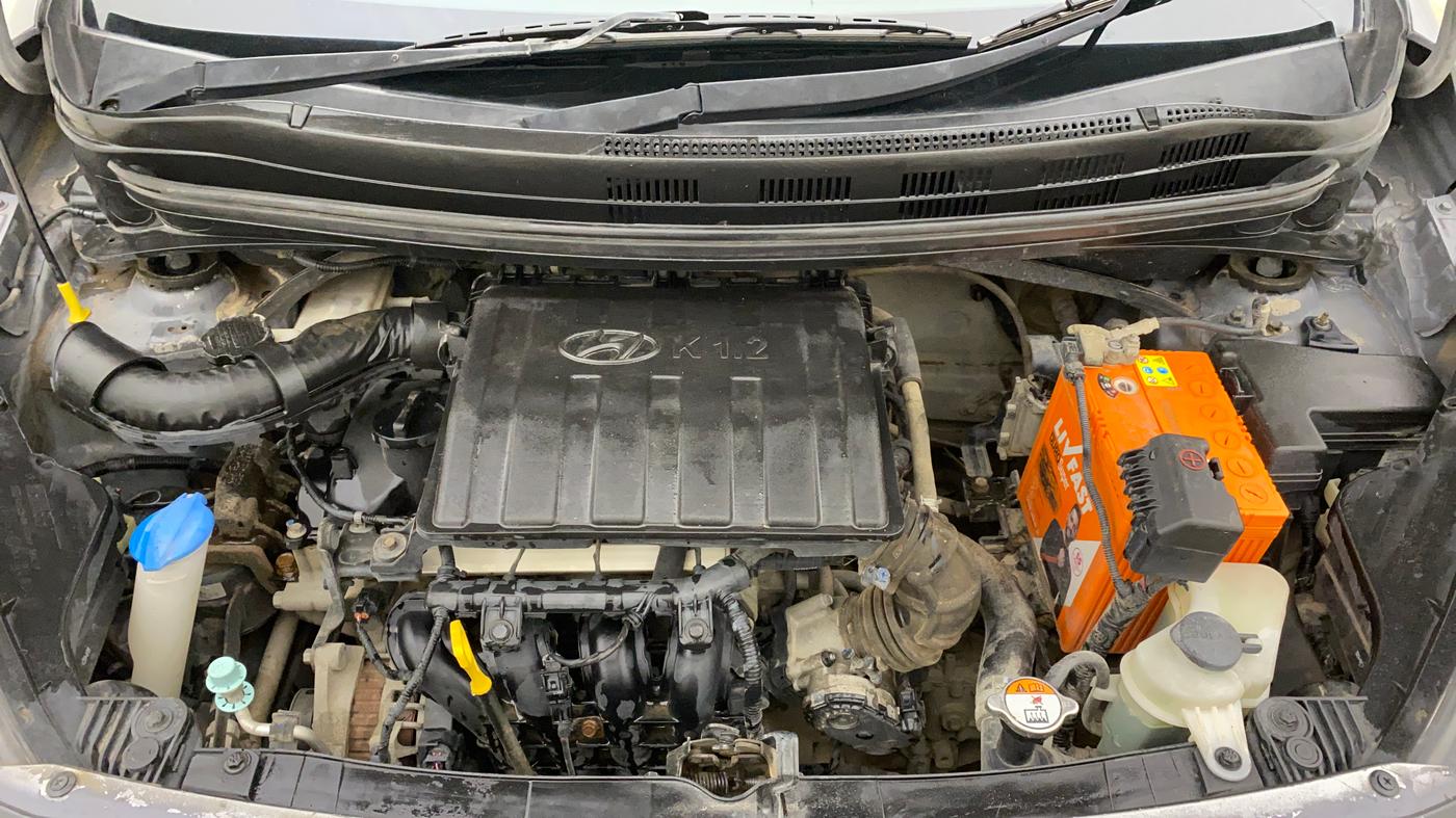 2017 Hyundai Xcent E, Petrol, Manual, 78,652 km, Engine View