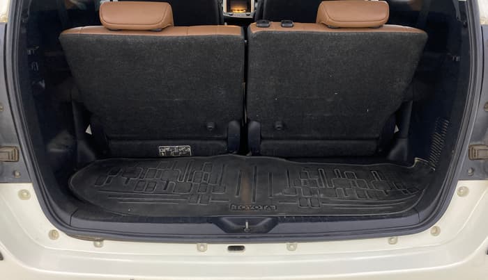 2018 Toyota Innova Crysta 2.8 ZX AT 7 STR, Diesel, Automatic, 1,08,973 km, Boot Inside