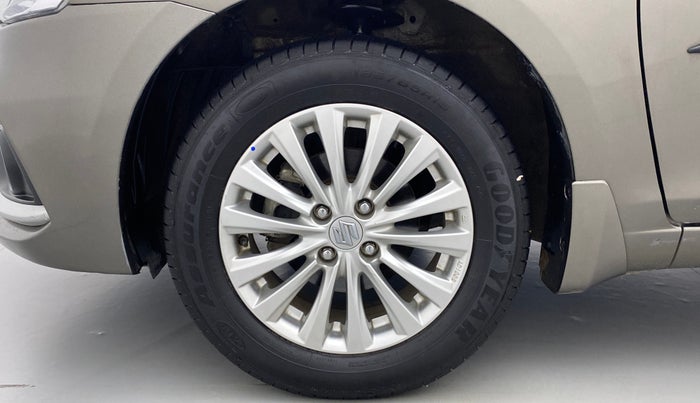 2020 Maruti Ciaz DELTA 1.5 SHVS MT PETROL, Petrol, Manual, 24,385 km, Left Front Wheel