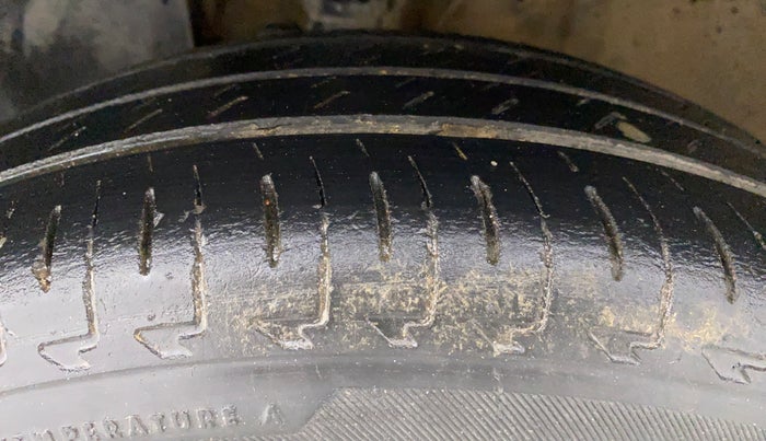 2019 Maruti IGNIS DELTA 1.2, Petrol, Manual, 27,641 km, Left Front Tyre Tread