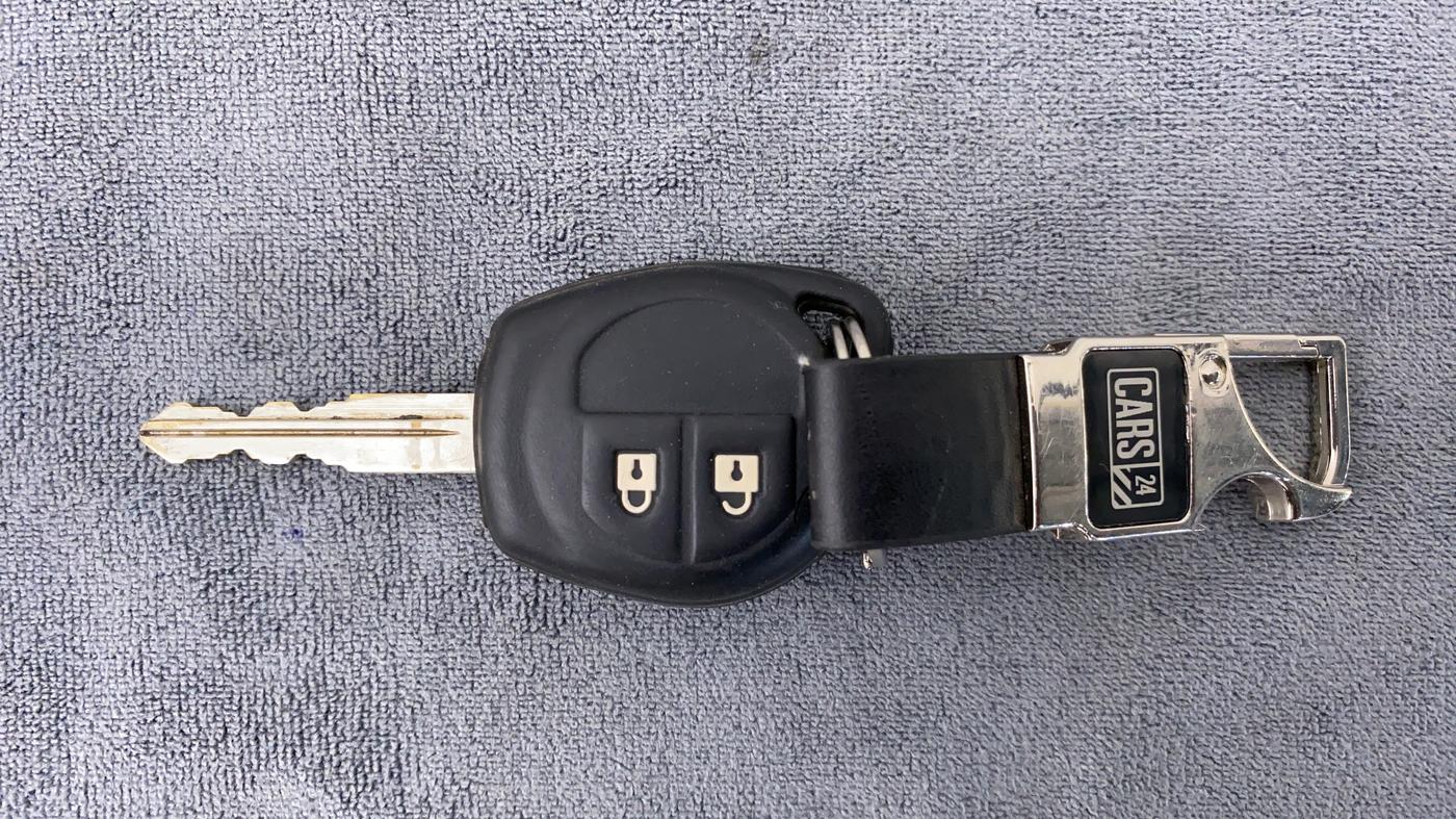 2019 Maruti IGNIS DELTA 1.2, Petrol, Manual, 27,641 km, Key Close Up