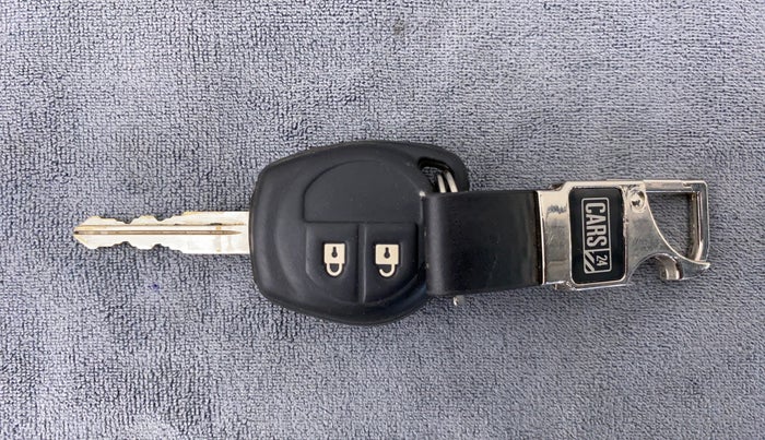 2019 Maruti IGNIS DELTA 1.2, Petrol, Manual, 27,641 km, Key Close Up