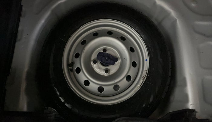 2021 Maruti Swift LXI, Petrol, Manual, 34,003 km, Spare Tyre