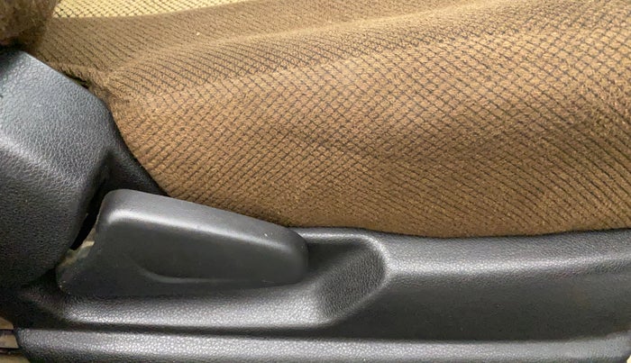 2018 Renault Kwid RXL, Petrol, Manual, 45,431 km, Driver Side Adjustment Panel