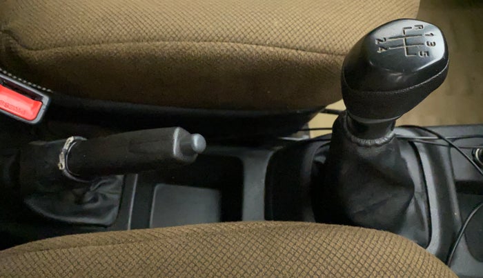 2018 Renault Kwid RXL, Petrol, Manual, 45,431 km, Gear Lever