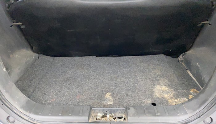 2017 Maruti Alto 800 LXI, Petrol, Manual, 33,201 km, Boot Inside