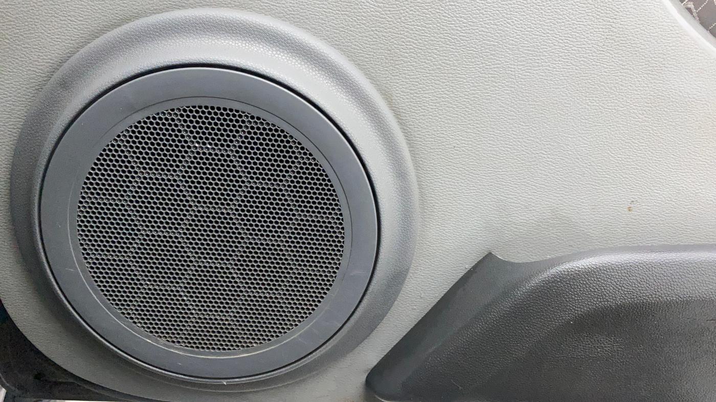 2017 Maruti Alto 800 LXI, Petrol, Manual, 33,201 km, Speaker
