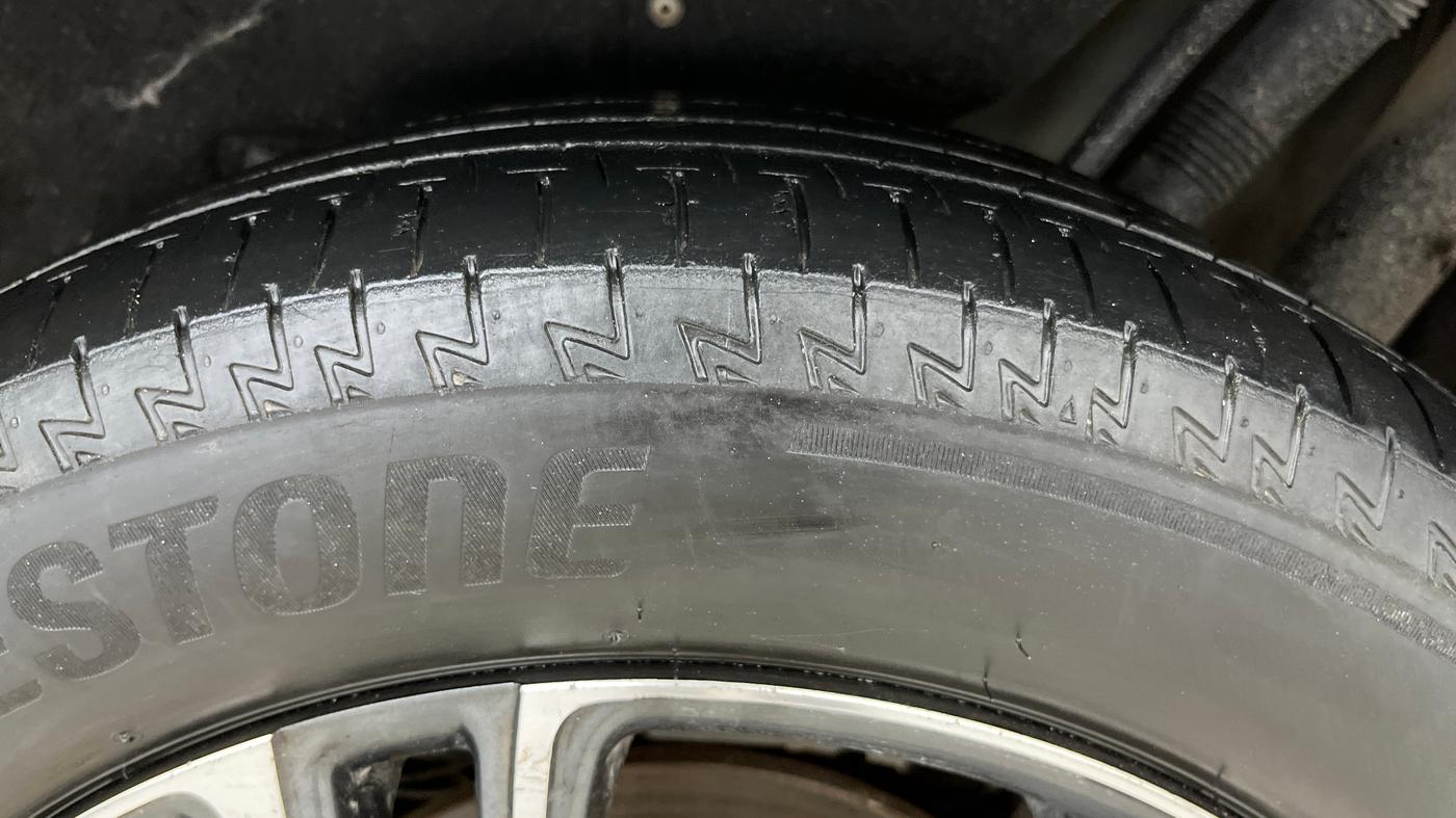 2018 Mahindra MARAZZO M8 7 STR, Diesel, Manual, 88,846 km, Left Rear Tyre Tread