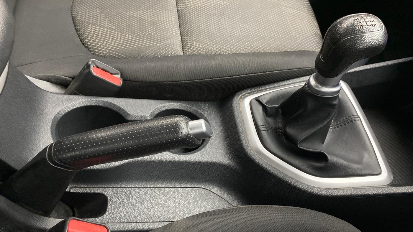 2019 Hyundai Creta 1.4 EX CRDI, Diesel, Manual, 29,301 km, Gear Lever
